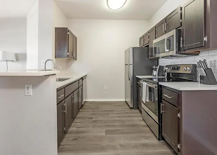 Landing Incredible 1Bd Pool Gym * Phoenix