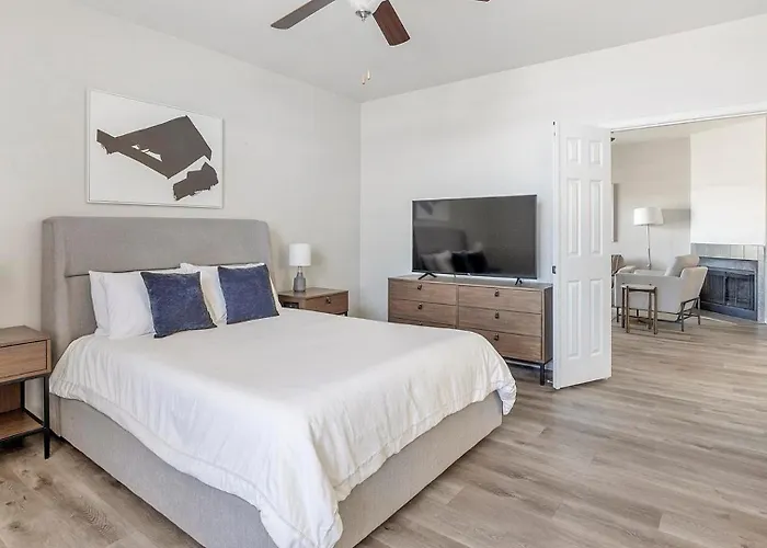 Landing Incredible 1Bd Pool Gym *