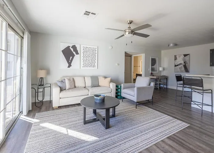 Apartment Landing Incredible 1Bd Pool Gym *