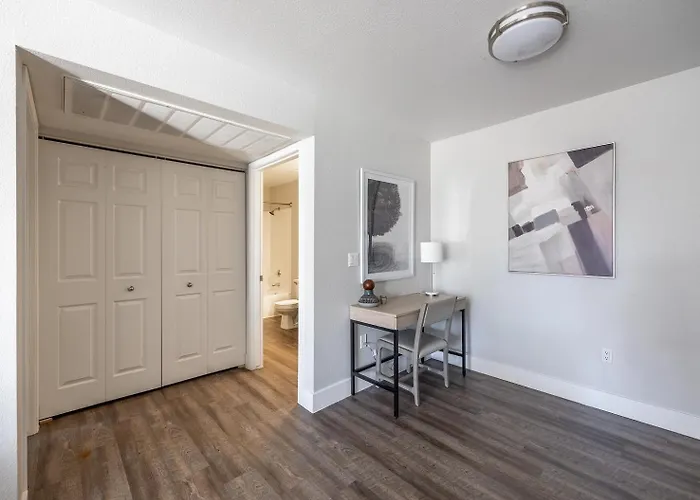 Landing Incredible 1Bd Pool Gym *